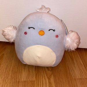 Astra Squishmallow 7”